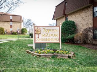 285C Alpine Way #285C, Woodbridge, NJ 07095