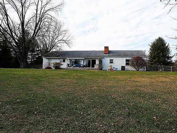 3rd image of 9350 E Woodview Dr