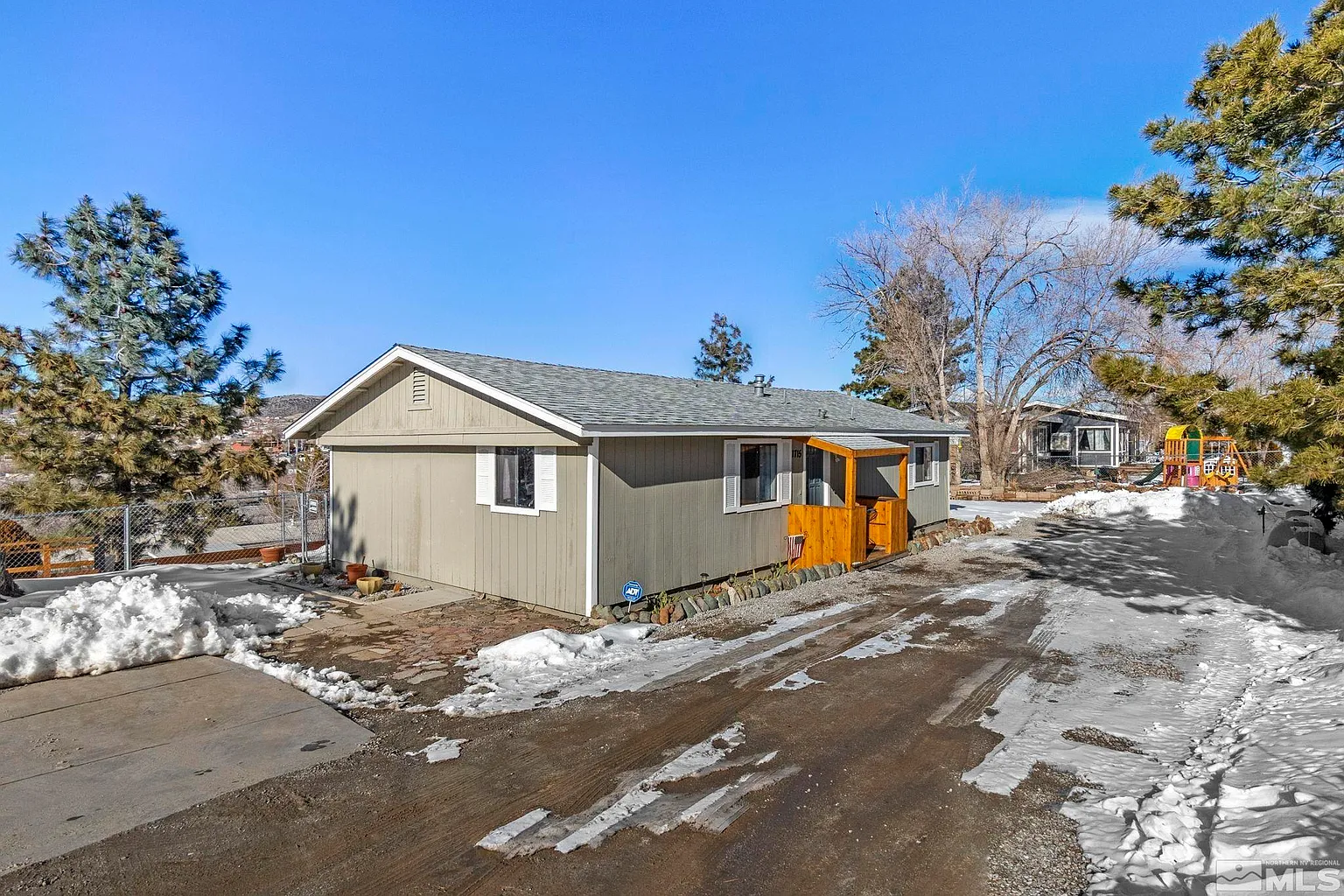 1715 Sagehen Ln photo 1