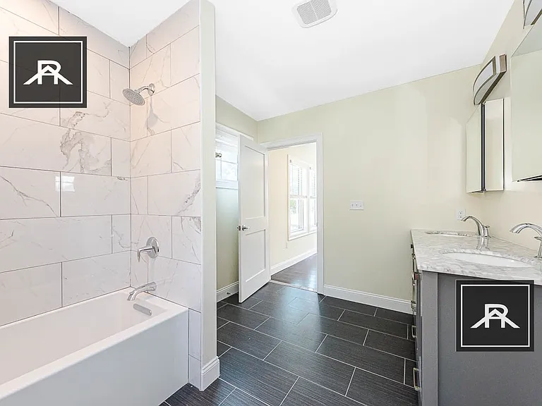 122 Jerome St — Photo 21
