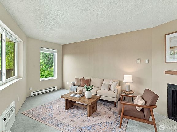 5th image of 10321 E Main Avenue #202