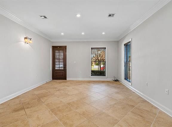 2nd image of 5960 Camellia Pl