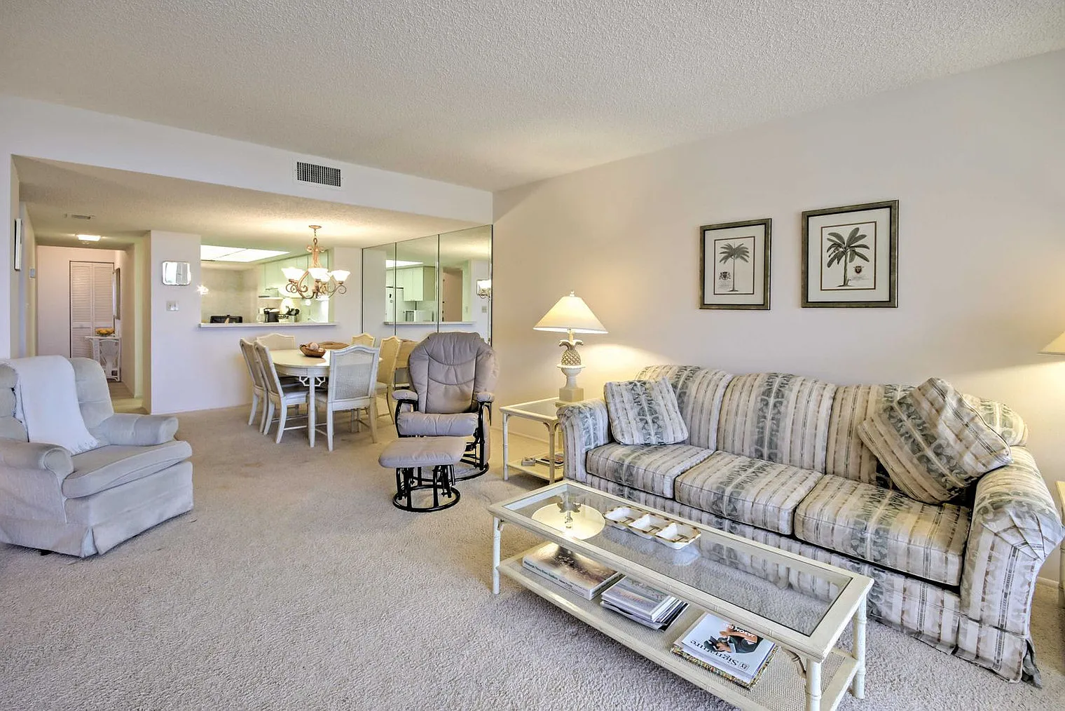 2 bed, 2.0 bath, 1431 sqft, $5,368 — Photo 2