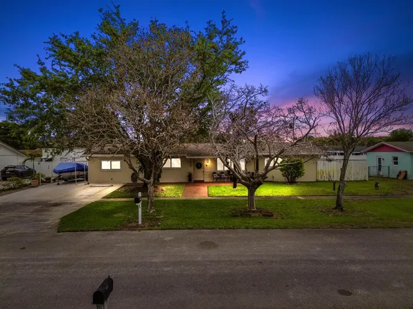 1560 Roy Drive, West Palm Beach, FL 33415