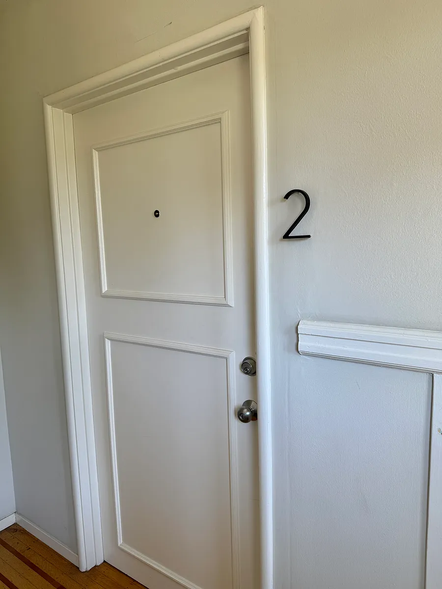 Building Photo - 4345-4347 Leach Ave #2