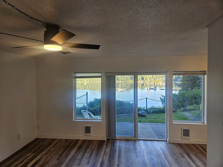 924 Shorewood Dr #C-26 — Photo 6