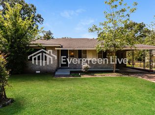 1355 Rockdale Dr, Jackson, MS 39213