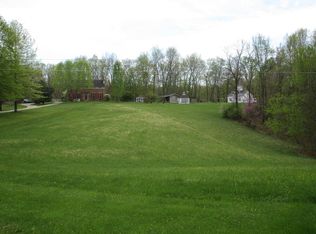 466 Memory Ln, Millstone, WV 25261