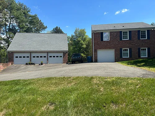 703 Kentland Dr Photo 1