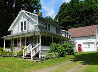 10 Liberty St, Dexter, ME 04930