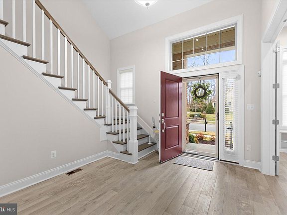 3rd image of 13712 Long Ridge Dr