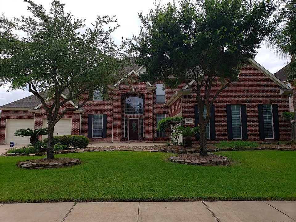 2nd image of 3214 Duchess Park Ln