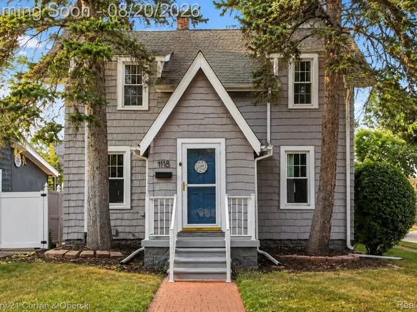 1118 Oxford Rd, Berkley, MI 48072