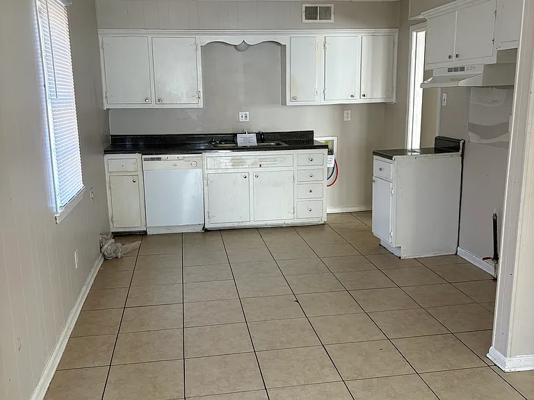 2918 N Trezevant St — Photo 3