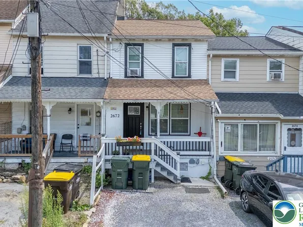 2672 Levans Rd, Coplay, PA 18037