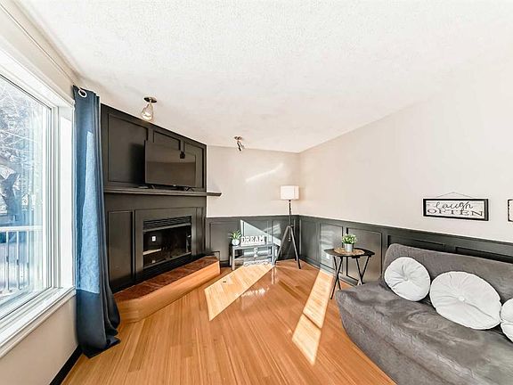 5th image of 6907 E 6th St SW