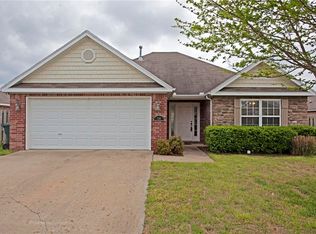 310 E Post Rd, Rogers, AR 72758