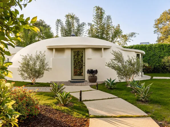 1097 S Los Robles Ave, Pasadena, CA 91106