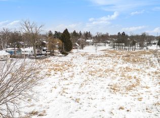 516 Grant St, Chelsea, MI 48118
