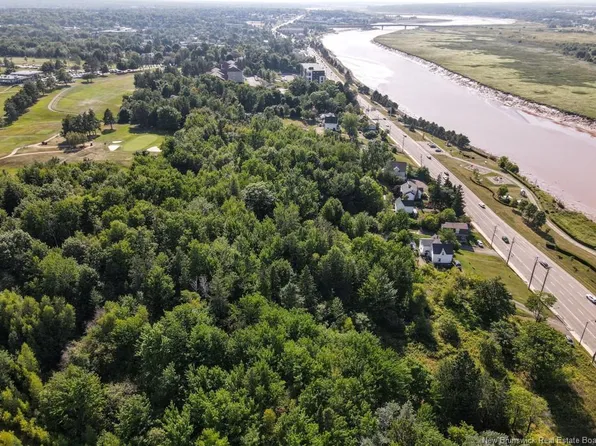 144 Coverdale Rd, Riverview, NB E1B 3H9