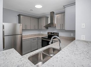 415 W 10th St #10C, Charlotte, NC 28202