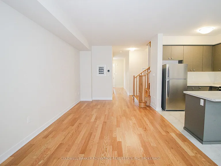 77 Keelson St — Photo 14