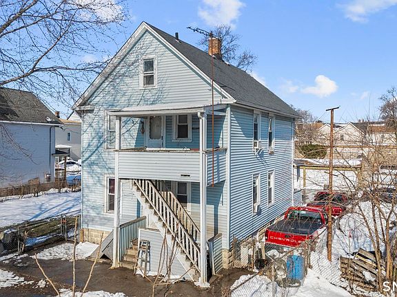 3rd image of 17 Rennell Court