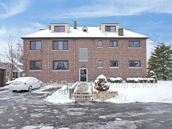 3rd image of 2208 Arlington Ave APT 6
