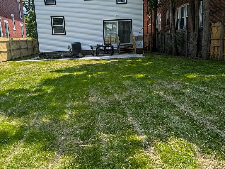 Equipped with patio funiture and grill!