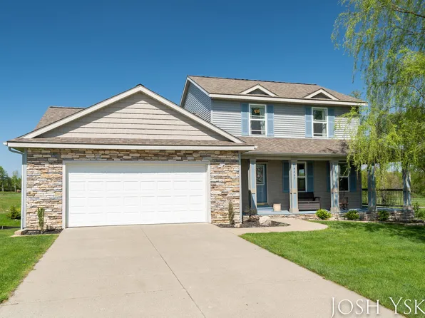 4267 Homestead Dr, Wayland, MI 49348