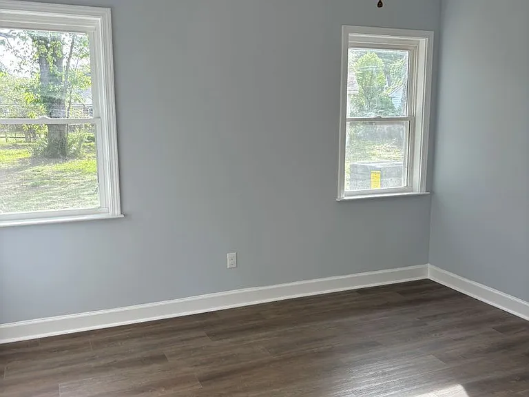 8468 Cedarcrest Dr E — Photo 11