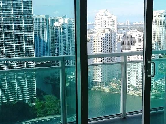 2nd image of 950 Brickell Bay Dr APT 4008
