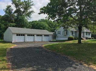 83 Titus Mill Rd, Pennington, NJ 08534