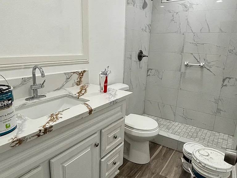 139 N 12th St #D — Photo 8