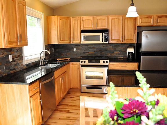 2nd image of 732 N 144th Ave