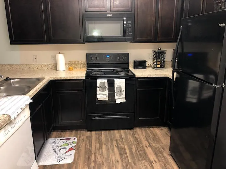 27000 Mary Ave — Photo 9
