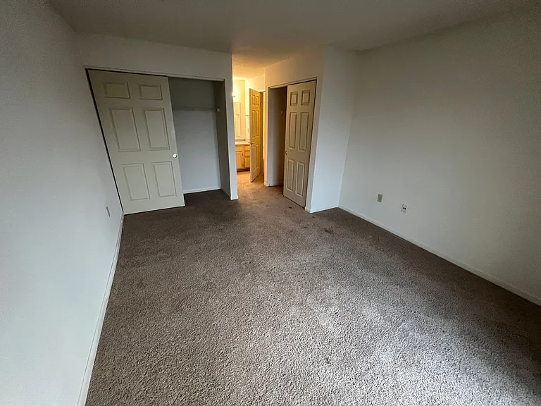 The Parkridge Apartments — Photo 28