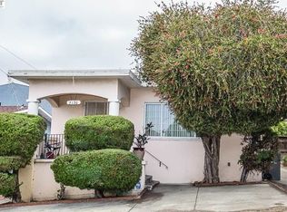 3170 Texas St, Oakland, CA 94602
