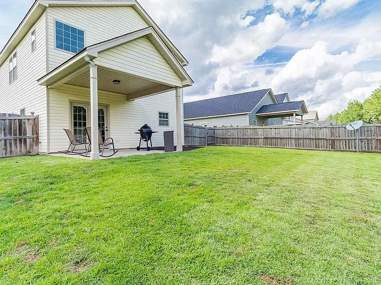 322 Tufton Ct — Photo 34