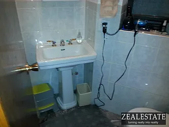 Rented by ZealEstate Group Inc