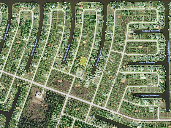 5th image of 9491 Newnan Cir