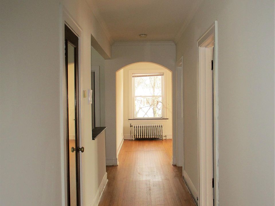 1st image of 4026 N Paulina St #3B