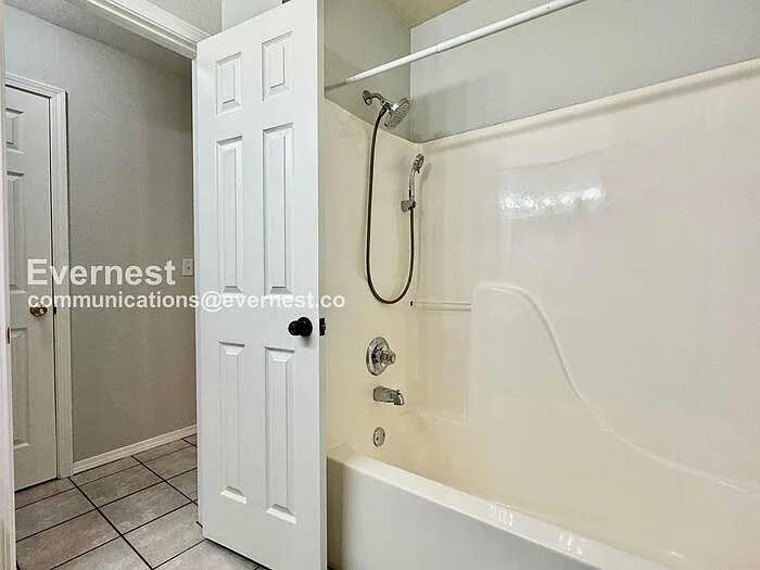 820 N Birch Ave — Photo 14