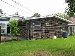2nd image of 1007 Rosewood Dr