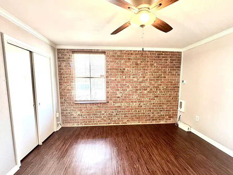 3101 Highland Rd #110 — Photo 13