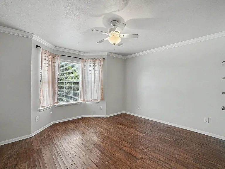 25338 Barmby Dr — Photo 21