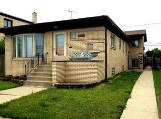 5717 W 55th St, Chicago, IL 60638
