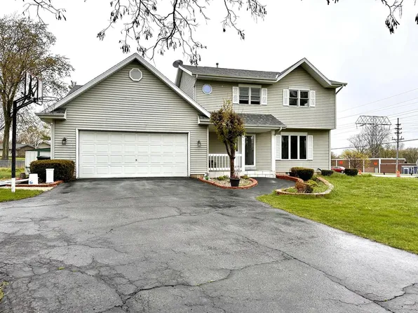6590 South Carroll CIRCLE, Franklin, WI 53132