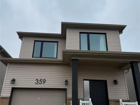 359 Benninger Dr, Kitchener, ON N2E 0J4