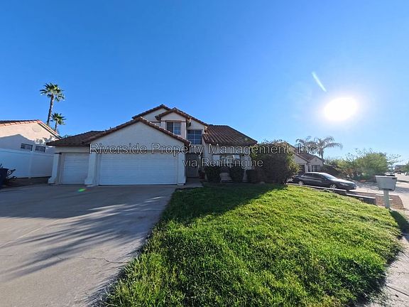3rd image of 8766 Morninglight Cir
